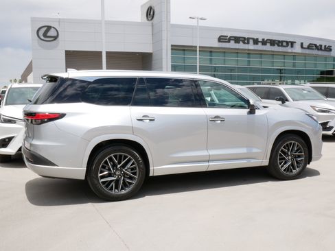 Used 2025 Lexus TX 350 FWD w/ Technology Package image 11