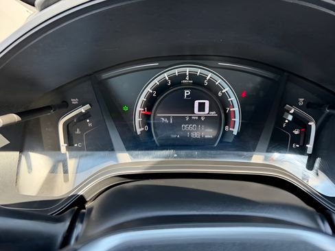 Used 2019 Honda CR-V LX image 15