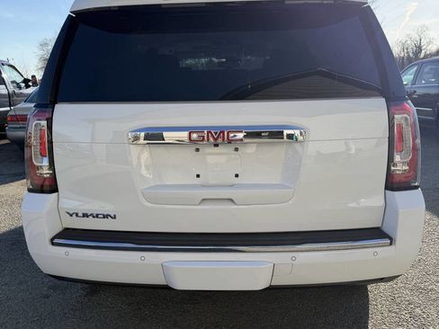 Used 2017 GMC Yukon Denali w/ Open Road Package image 19