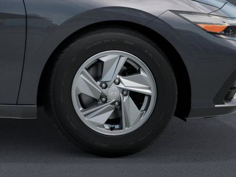 New 2026 Hyundai Elantra SE image 8