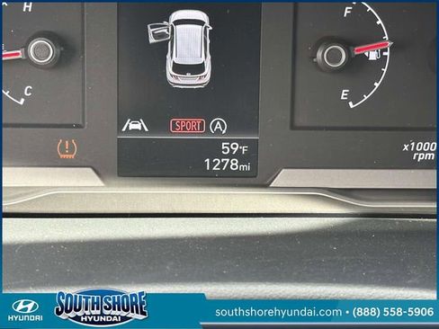 Used 2024 Hyundai Tucson SE image 27