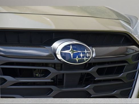 Used 2025 Subaru Outback Onyx Edition w/ Popular Package #2 AWD/4WD image 11