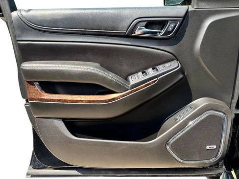 Used 2018 Chevrolet Tahoe LT AWD/4WD image 18