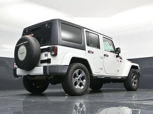 Used 2016 Jeep Wrangler Unlimited Sahara w/ Trailer Tow Group AWD/4WD image 50