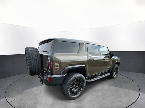 Used 2025 GMC Hummer EV 3X w/ LPO, Dark Essentials Package image 7