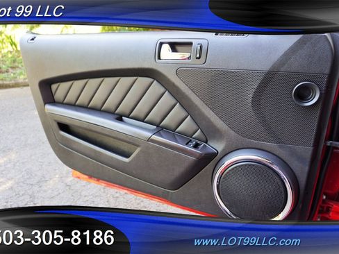 Used 2013 Ford Mustang GT Premium w/ GT Track Pkg RWD image 19