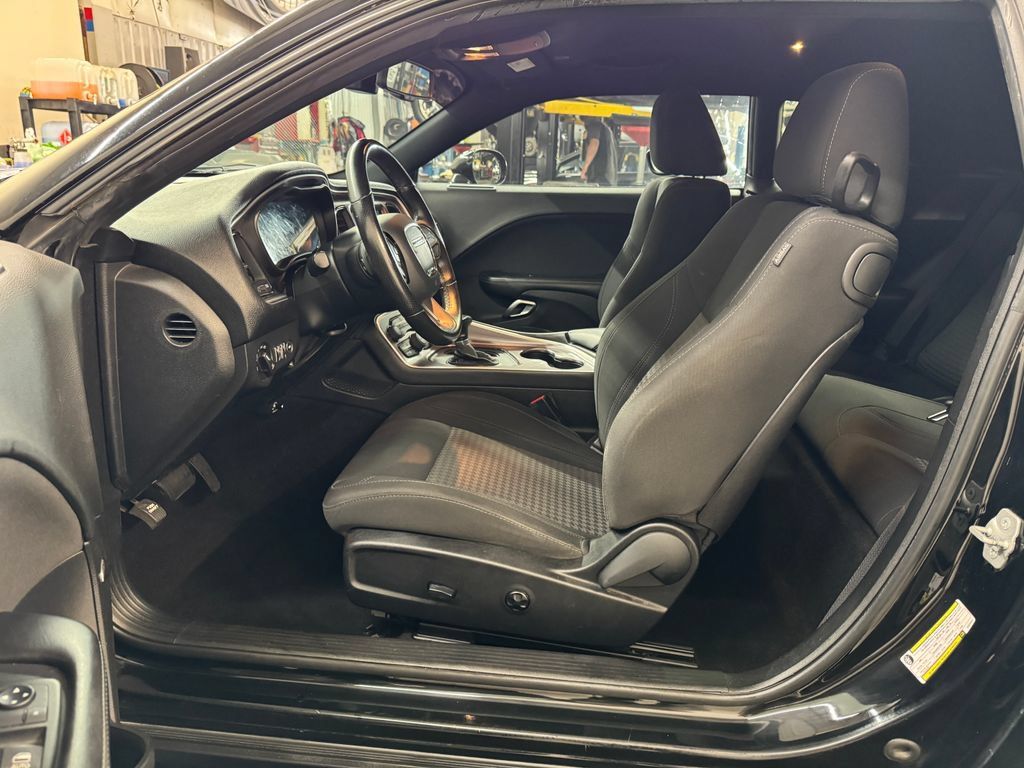 Used 2019 Dodge Challenger SXT w/ Blacktop Package RWD image 17