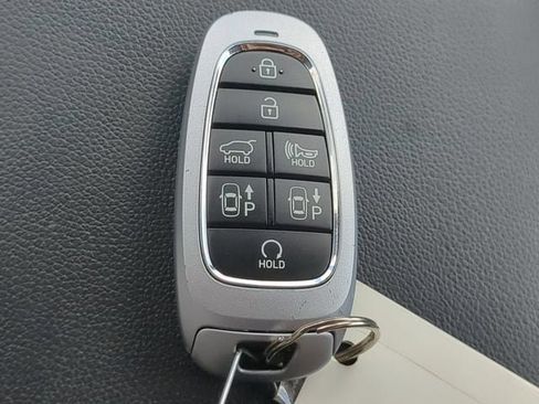 Used 2022 Hyundai Tucson Limited AWD/4WD image 29