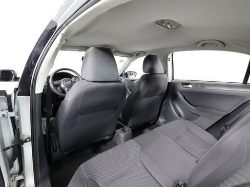 Used 2012 Volkswagen Jetta Sedan image 14