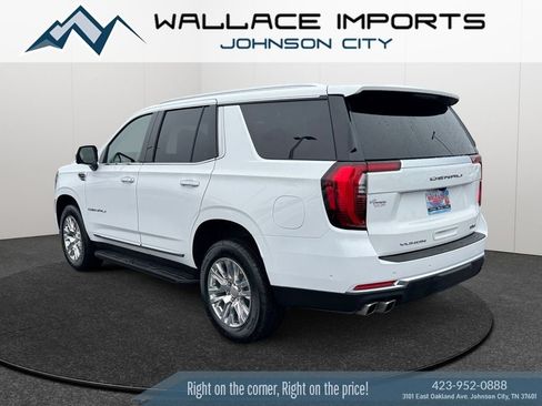 Used 2025 GMC Yukon Denali AWD/4WD image 3