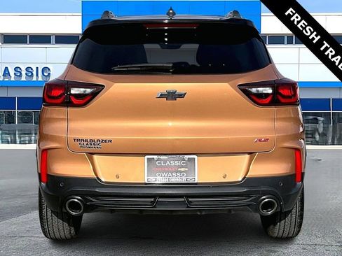 Used 2024 Chevrolet TrailBlazer RS w/ Driver Confidence Package image 6