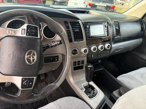 Used 2014 Toyota Sequoia SR5 image 12