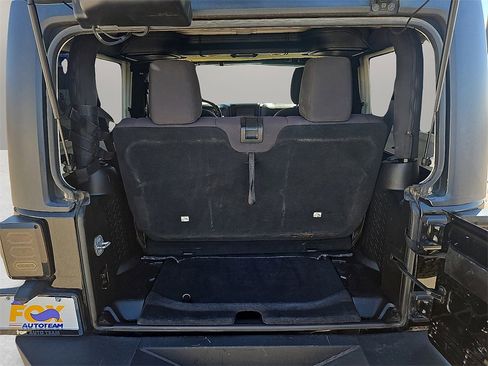 Used 2015 Jeep Wrangler Sport image 12