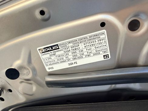 Used 2017 Lexus ES 350 w/ Luxury Package image 32