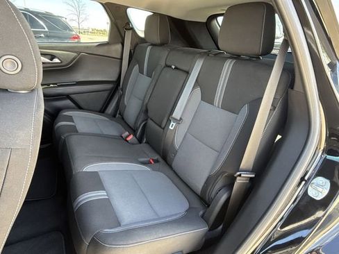 Used 2023 Chevrolet Blazer LT image 27