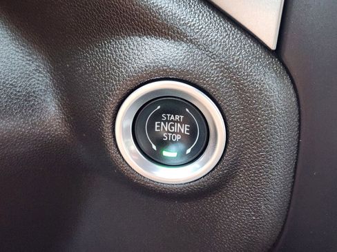 Used 2020 Chevrolet Silverado 1500 LT w/ Texas Edition image 24