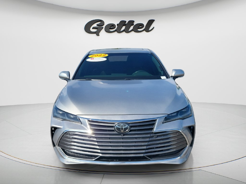 Used 2022 Toyota Avalon Limited w/ Advanced Safety Package FWD image 2