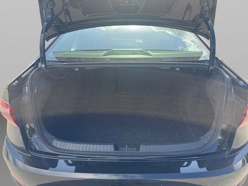 Used 2021 Volkswagen Jetta SE w/ SE Cold Weather Package FWD image 19