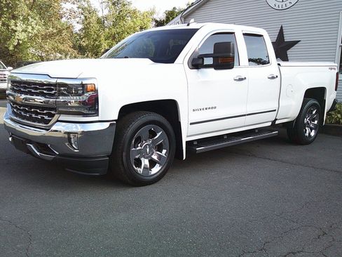 Used 2017 Chevrolet Silverado 1500 LTZ AWD/4WD image 2