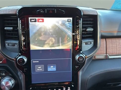 Used 2022 RAM 2500 Limited image 34