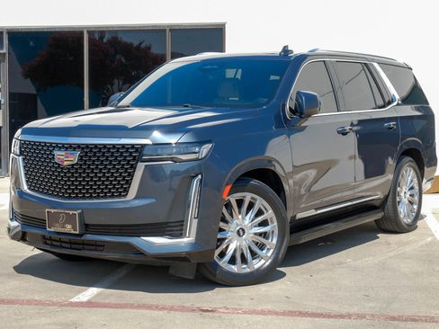 Used 2021 Cadillac Escalade Premium Luxury w/ Driver Assist Tech Package AWD/4WD image 3