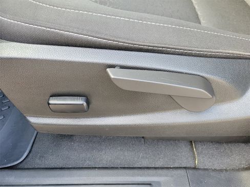 Used 2022 GMC Canyon Elevation w/ Trailering Package image 17