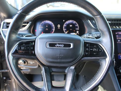 Used 2022 Jeep Grand Cherokee L Overland AWD/4WD image 32