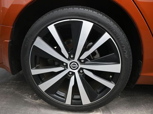 Used 2021 Nissan Altima 2.5 SR image 17