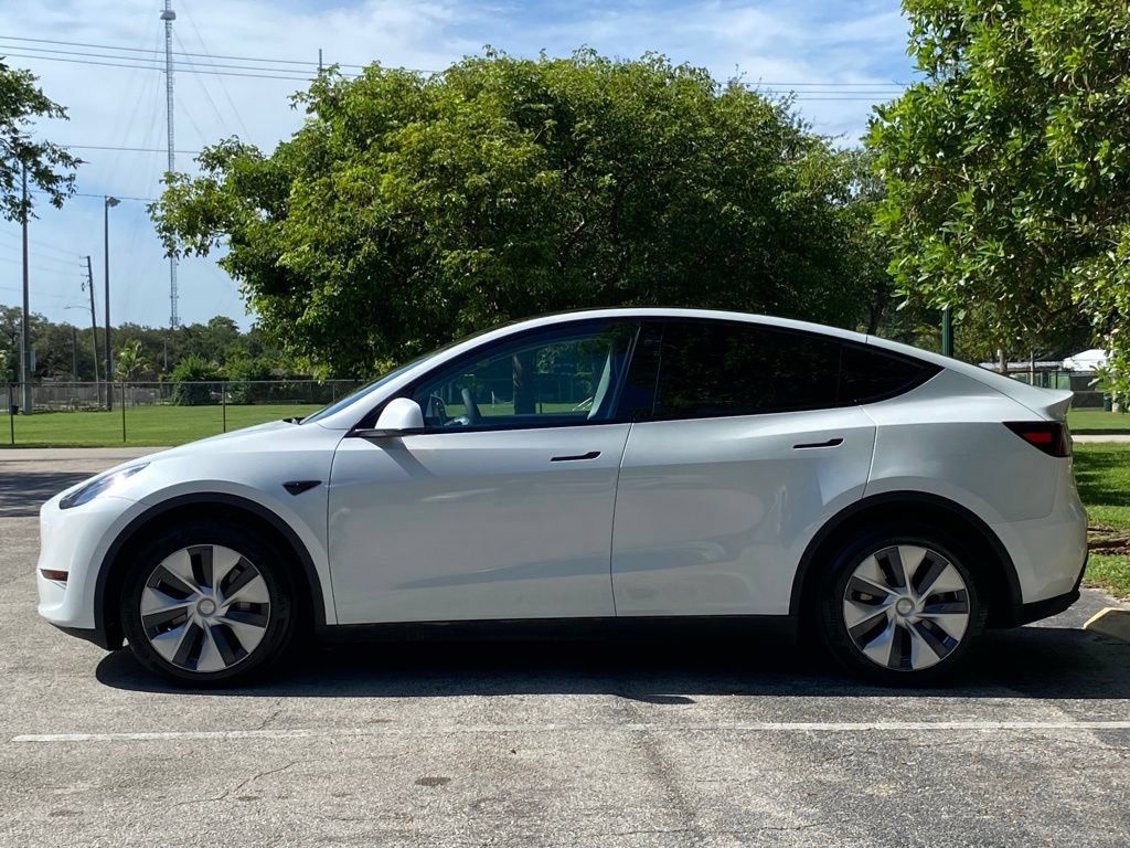 Used 2023 Tesla Model Y Long Range AWD/4WD image 8