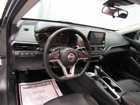 Used 2021 Nissan Altima 2.5 SV FWD image 26