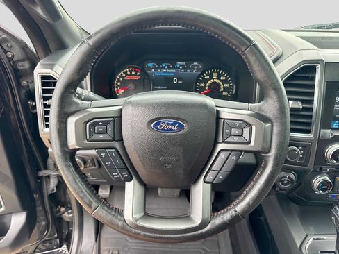 Used 2016 Ford F150 Lariat w/ Equipment Group 502A Luxury AWD/4WD image 22