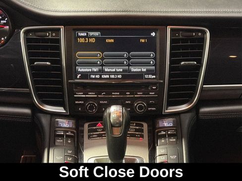 Used 2016 Porsche Panamera 4S image 16