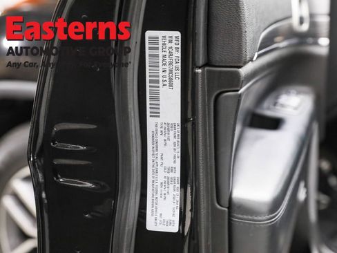 Used 2021 Jeep Grand Cherokee Limited w/ Premium Lighting Group image 38