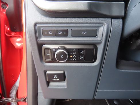 Used 2022 Ford F150 XLT w/ Equipment Group 302A High AWD/4WD image 27