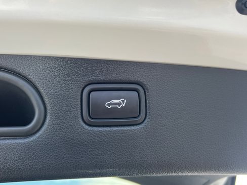 Used 2020 Hyundai Tucson Ultimate w/ Cargo Package image 19