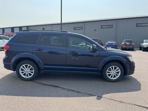 Used 2018 Dodge Journey SXT AWD/4WD image 3