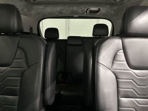 Used 2022 Kia Telluride SX w/ SX Prestige Package image 14