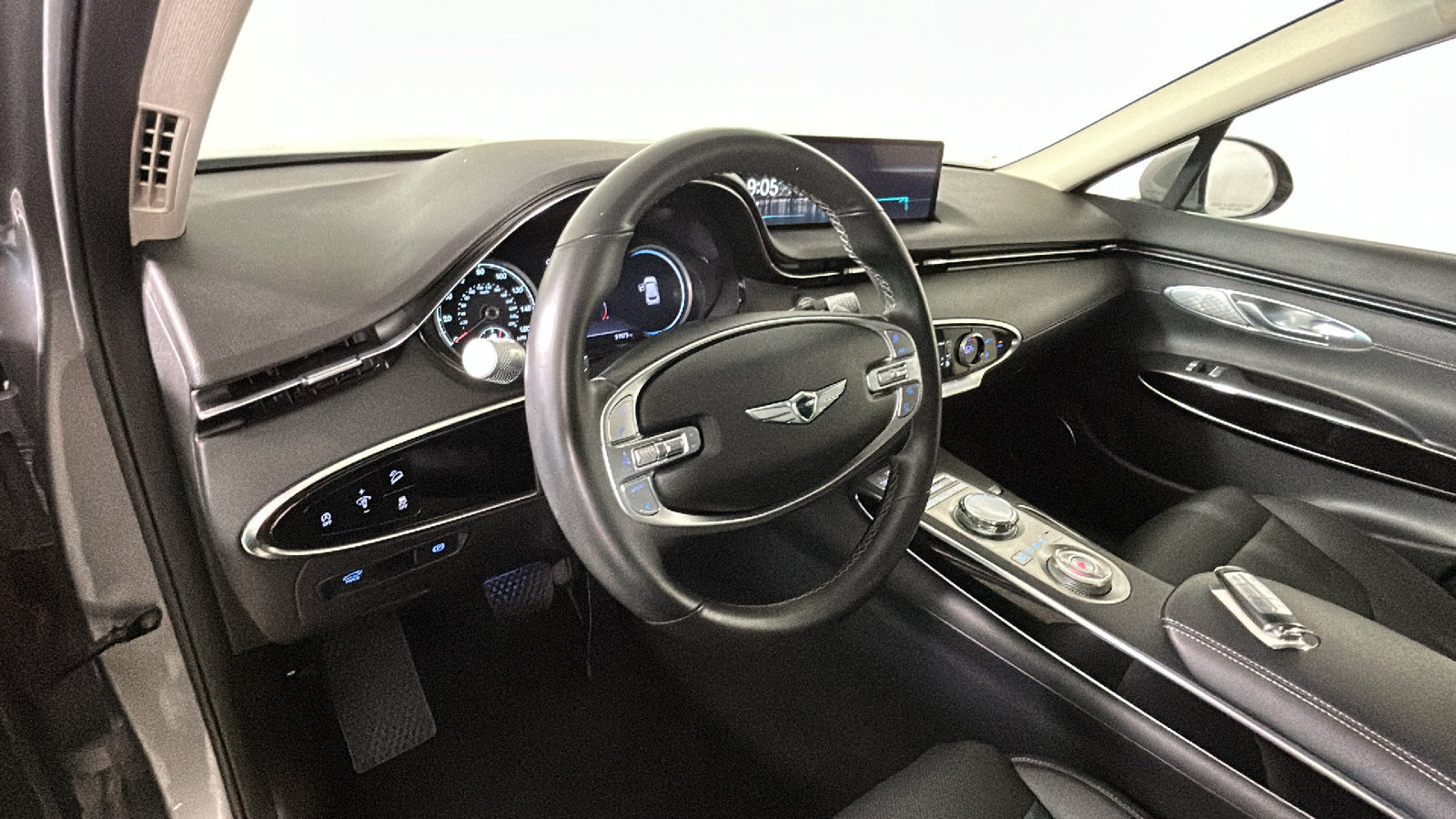 Used 2025 Genesis GV70 2.5T AWD/4WD image 16