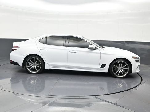 Used 2023 Genesis G70 2.0T RWD image 7