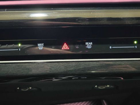 New 2026 BMW 530i xDrive AWD/4WD image 32