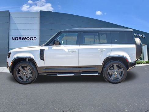 Used 2023 Land Rover Defender 110 X-Dynamic SE AWD/4WD image 7