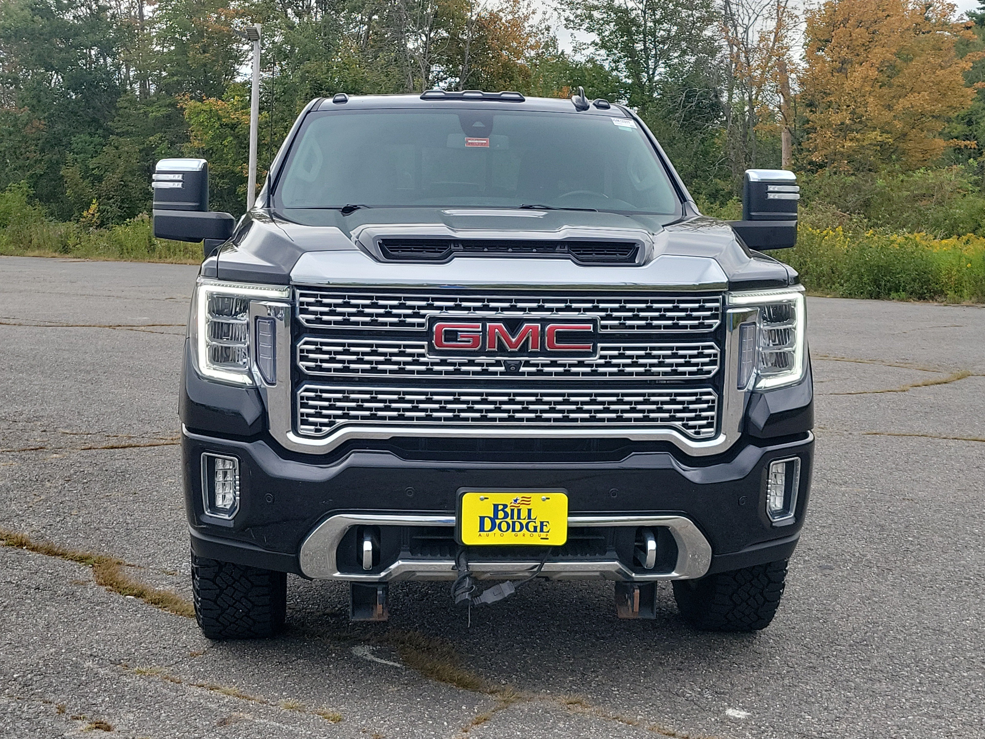 Used 2022 GMC Sierra 2500 Denali AWD/4WD image 2