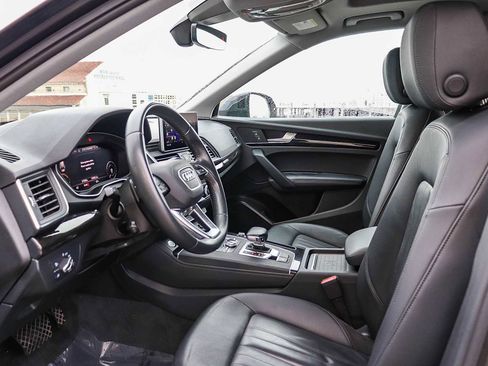 Used 2020 Audi Q5 e Premium Plus w/ Premium Plus Package image 24