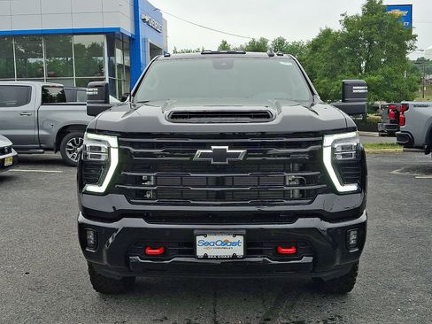 New 2026 Chevrolet Silverado 3500 LT w/ Trail Boss Package AWD/4WD image 2