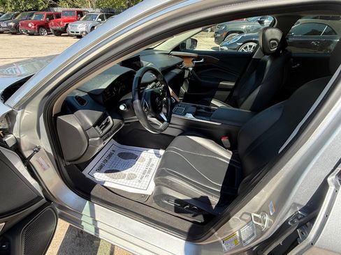 Used 2021 Acura TLX SH-AWD image 9