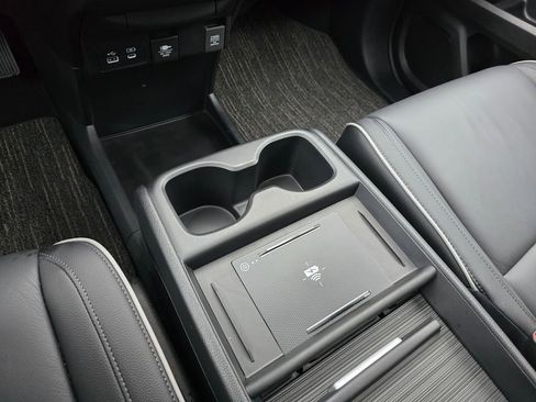 Certified 2026 Honda Odyssey Touring image 23