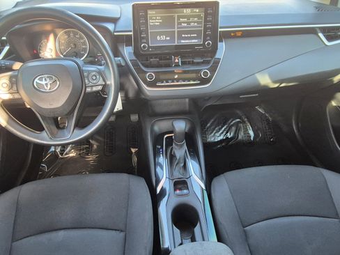 Used 2021 Toyota Corolla LE FWD image 14