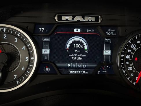 Used 2024 RAM 2500 Big Horn w/ Safety Group image 19