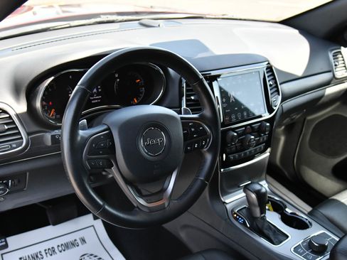 Used 2020 Jeep Grand Cherokee Limited X image 16