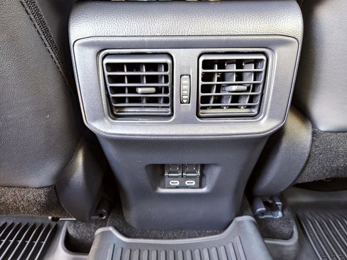 Used 2024 Toyota RAV4 XLE Premium image 12